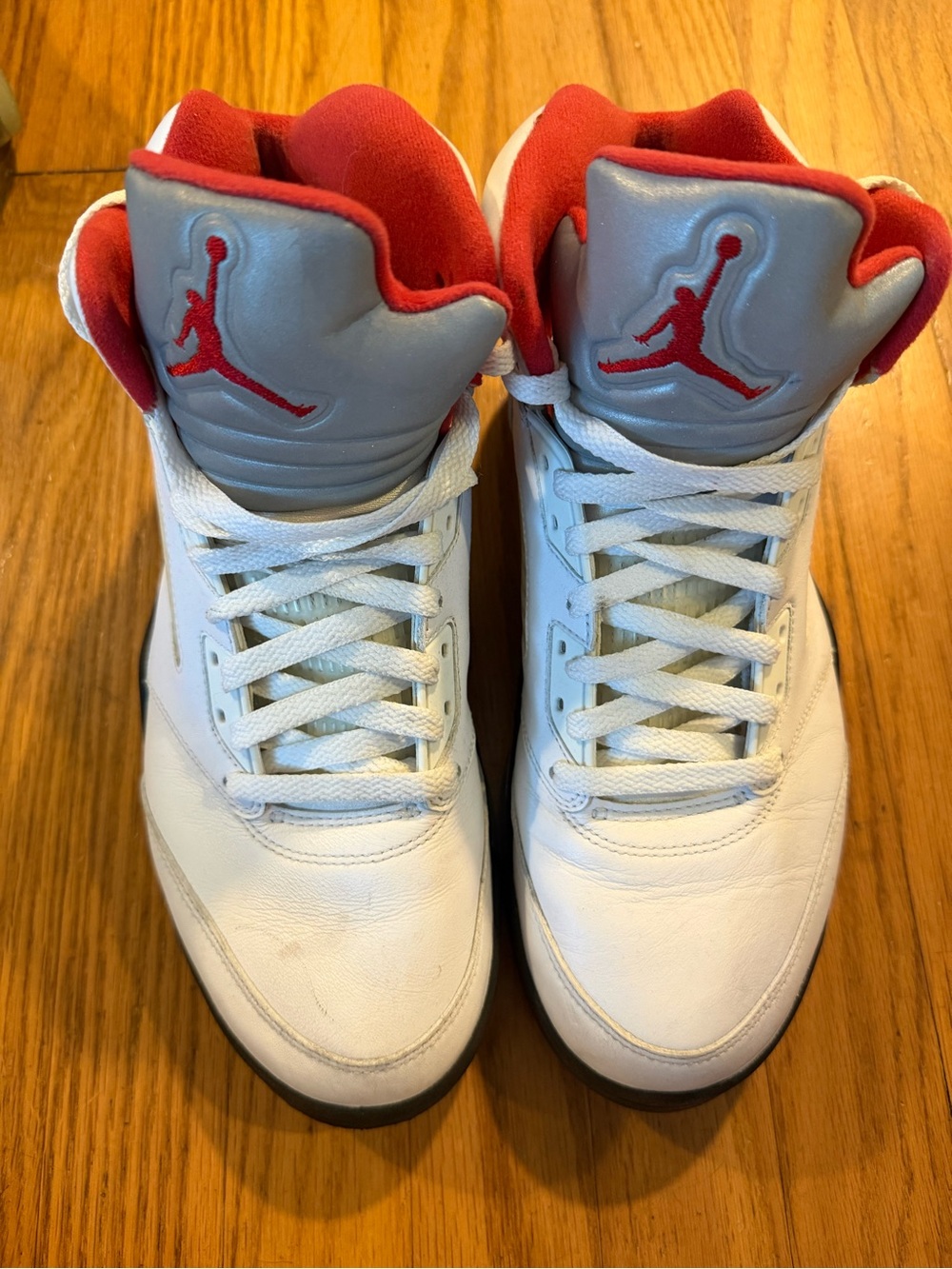 Jordan Men's White and Red High-Top Athletic Shoes